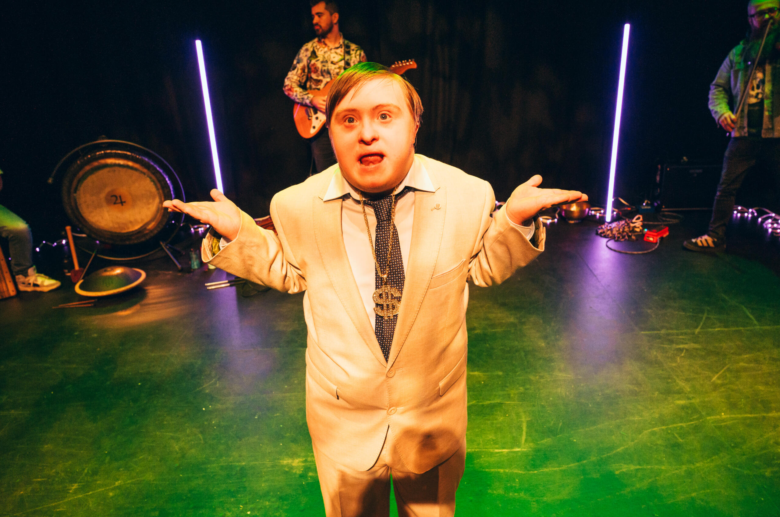 Purple Door Kasia Eliasz Purple Door Kasia Eliasz